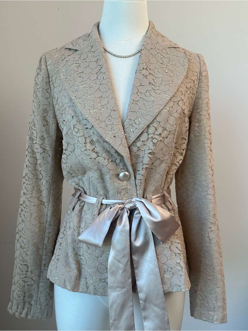 Y2K Very Vera Lace Sparkle Tie-Waist Blazer Jacket in Light Taupe